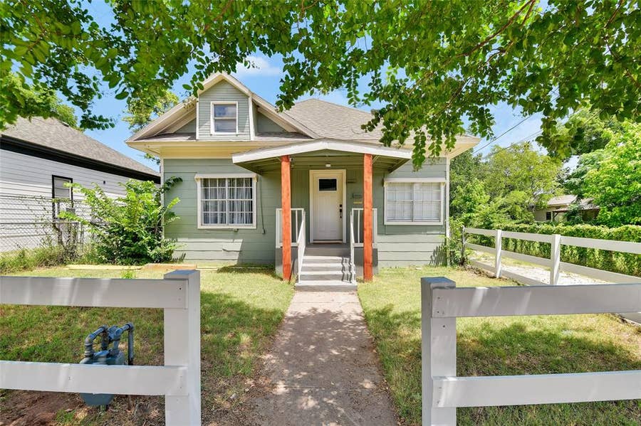 Property photo for 1101 Locust Street, Fort Worth, TX