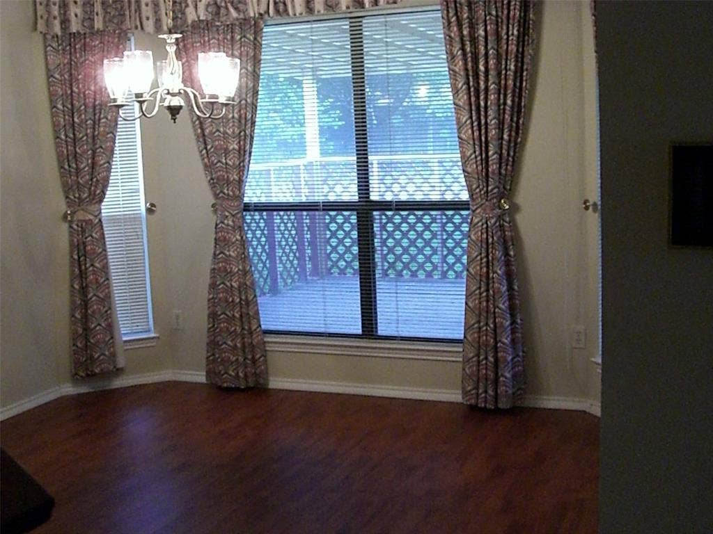 720 Bishop Street, Cedar Hill, TX 75104 720 Bishop Street, Cedar Hill, TX 75104