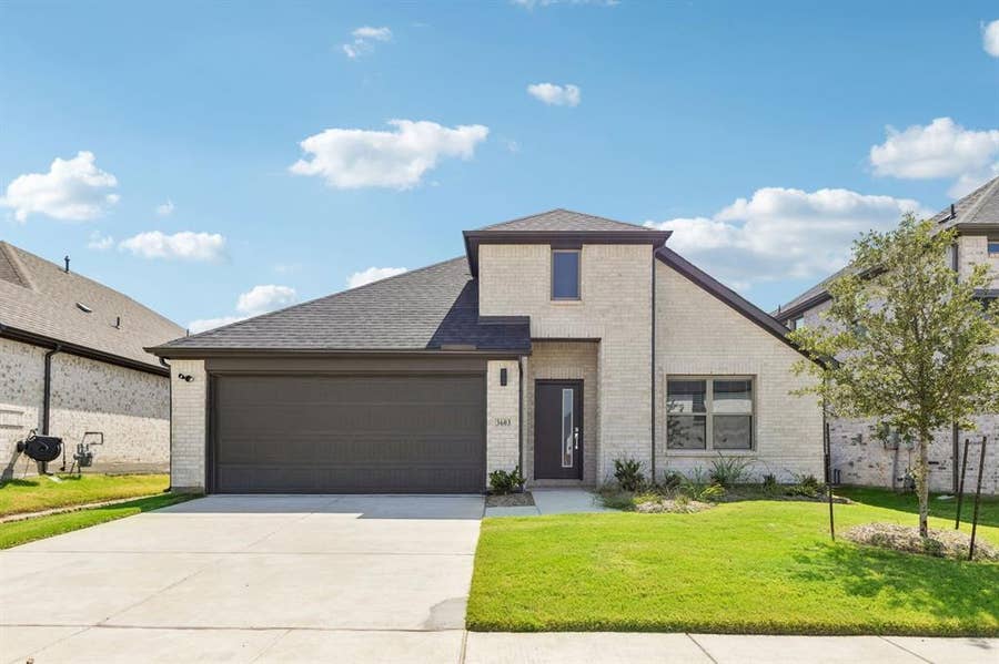 Property photo for 703 Edgehurst Drive, McKinney, TX
