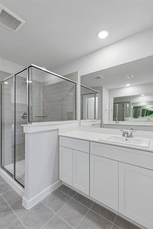 1108 Sundog Drive, Princeton, TX 75407 Primary Bathroom in the Harrison home plan – REPRESENTATIVE PHOTO