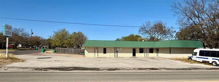 Property photo for 1711 W 5th Street, Clifton, TX