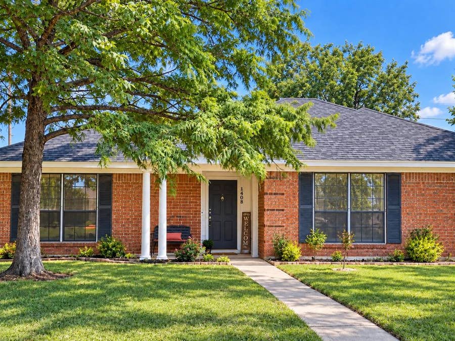 Property photo for 1408 Gardenia Drive, Allen, TX