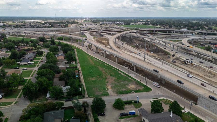 Property photo for 2390 Interstate 30, Mesquite, TX