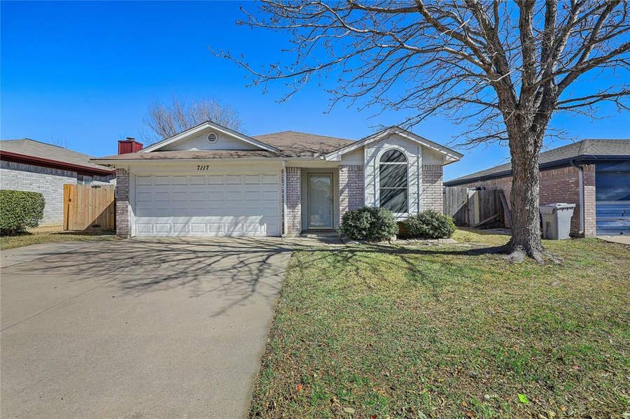 Property photo for 7117 Wagonwheel Road, Fort Worth, TX