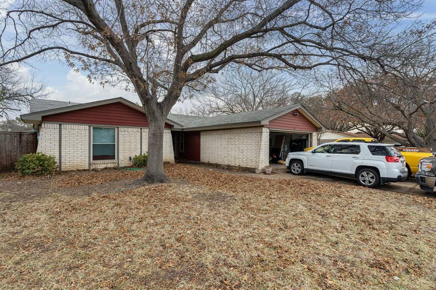 Property photo for 129 Village Drive, Lewisville, TX