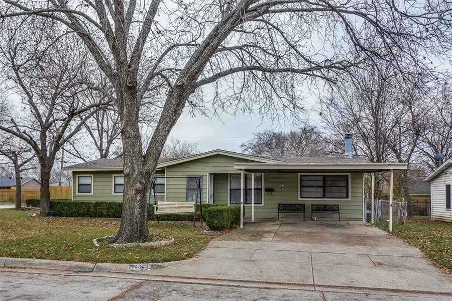 Property photo for 4232 Monna Street, Haltom City, TX