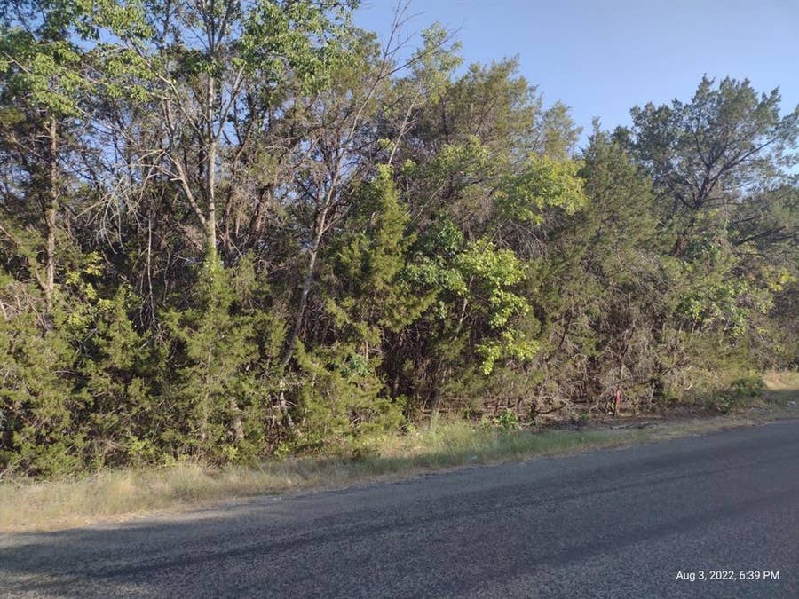 Property photo for 1011 Comanche Cove Drive, Granbury, TX