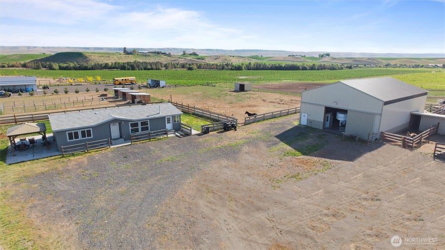 Property photo for 398 Balm St., Touchet, WA