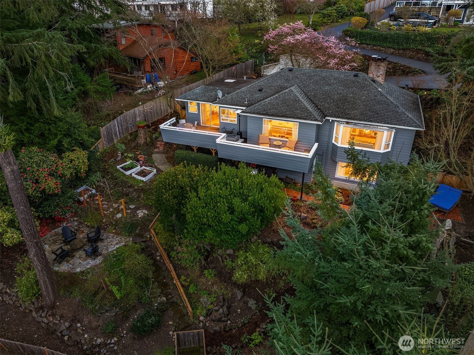 15828 25th Avenue SW, Burien, WA 98166