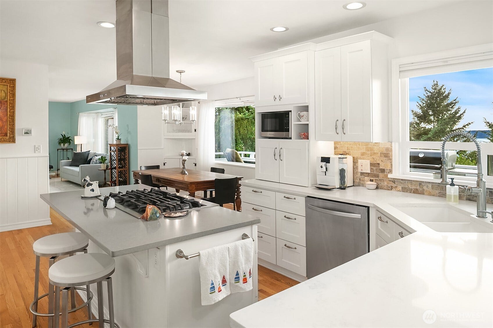 The layout has a wonderful flow that takes full advantage of the western views.