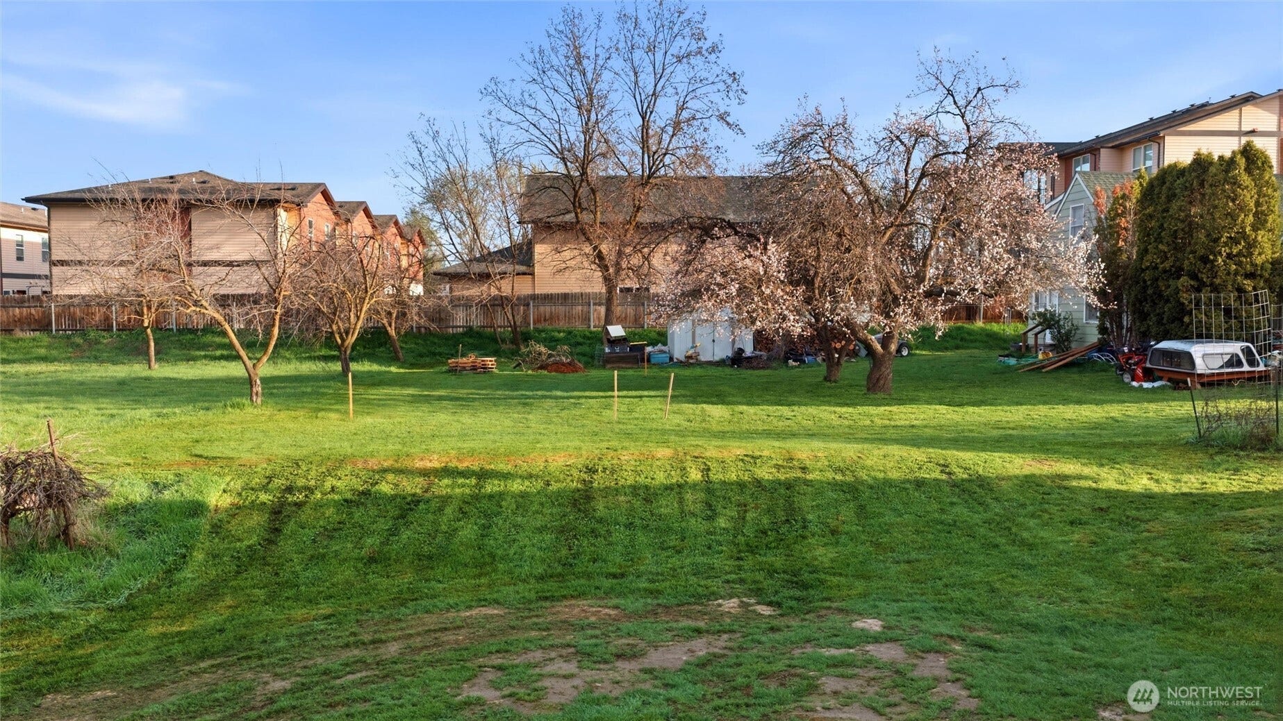 1420 S College Avenue, College Place, WA 99324