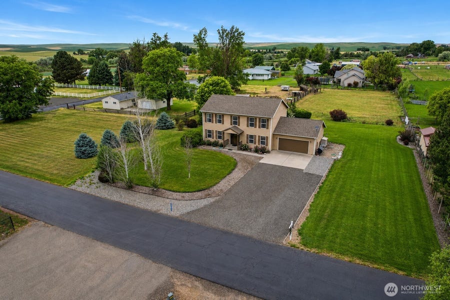 Property photo for 49 Sierra Lane, Touchet, WA