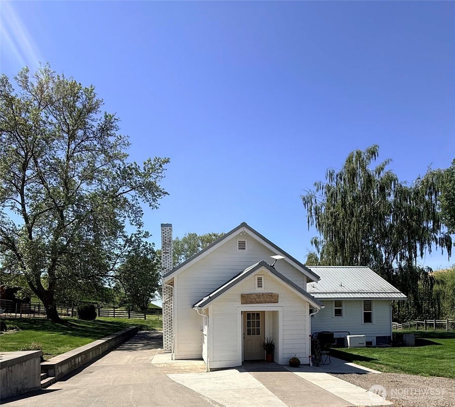 Property photo for 12944 Lower Waitsburg Road, Waitsburg, WA