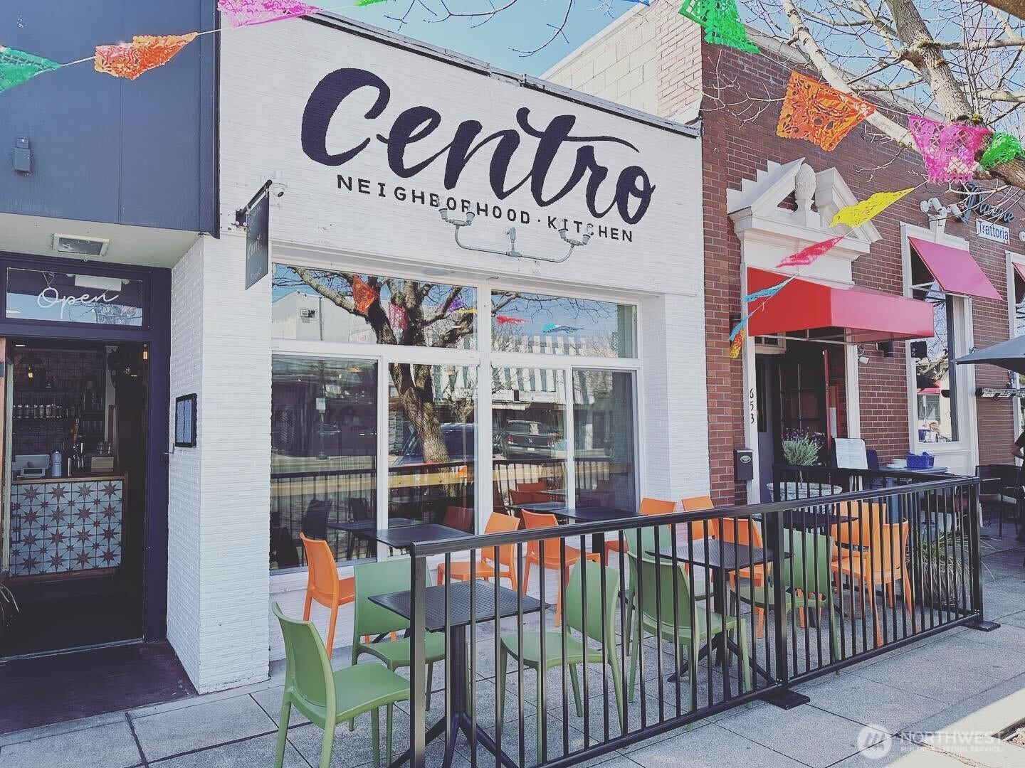 15628 8th Avenue SW, #B, Burien, WA 98166 Burien's food scene is renown and it's less than ten minutes on foot. Choose from over 60 restaurants, cafes and bars!