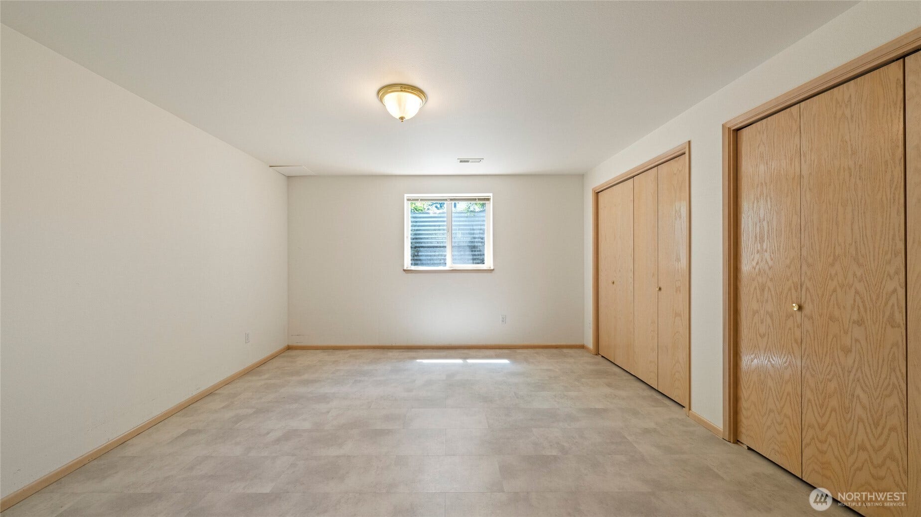 998 - Basement bedroom 3