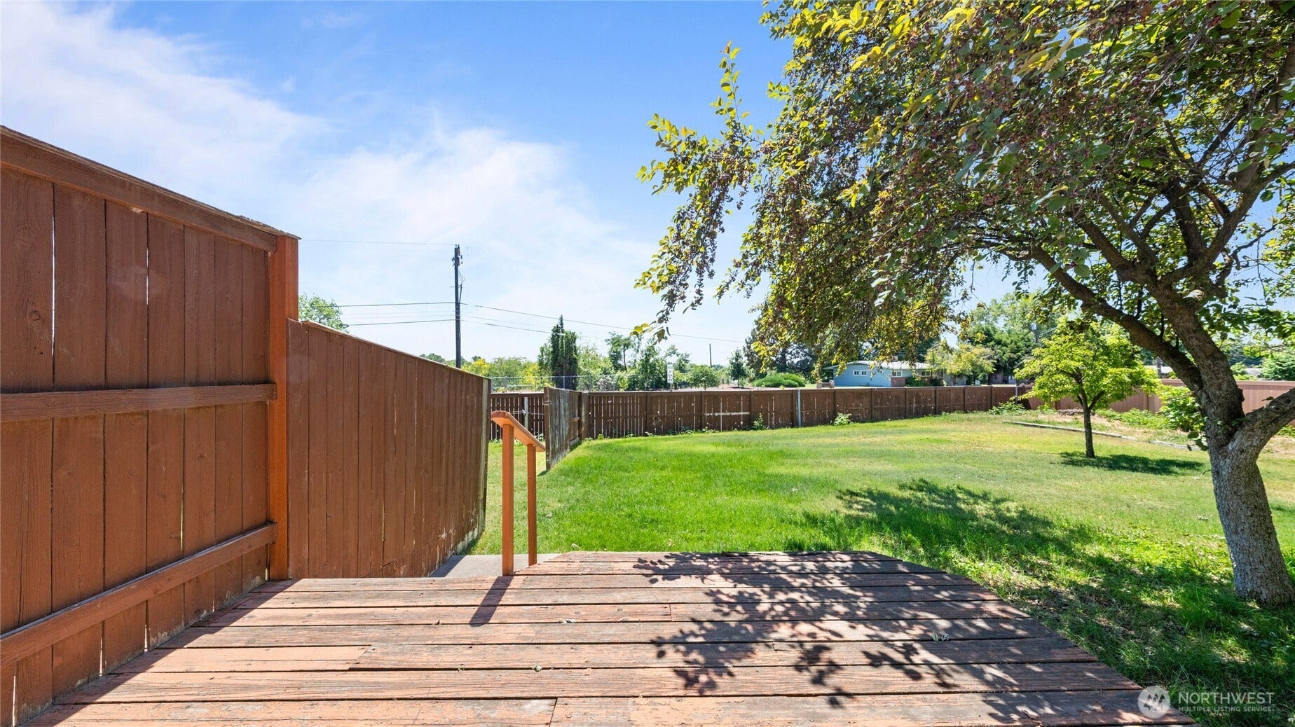 996 - View of yard from deck