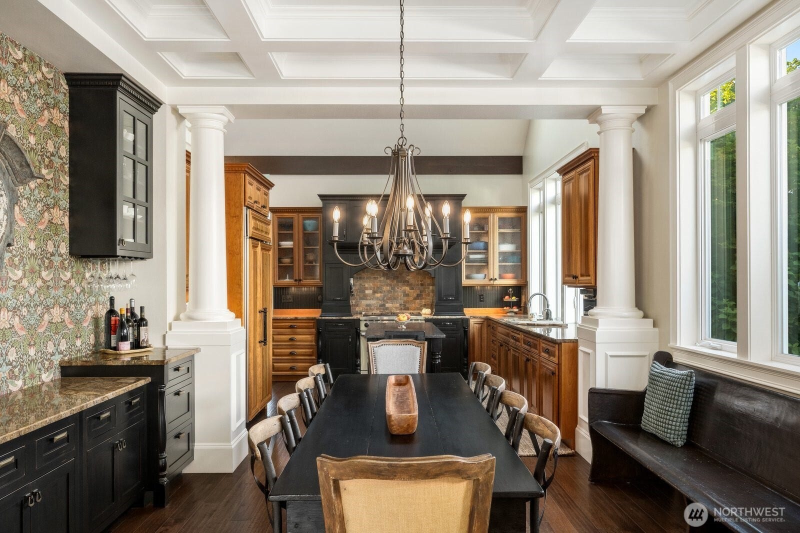 1047 SE Crestlane Drive, College Place, WA 99324 Formal dining room connecting living room to kitchen