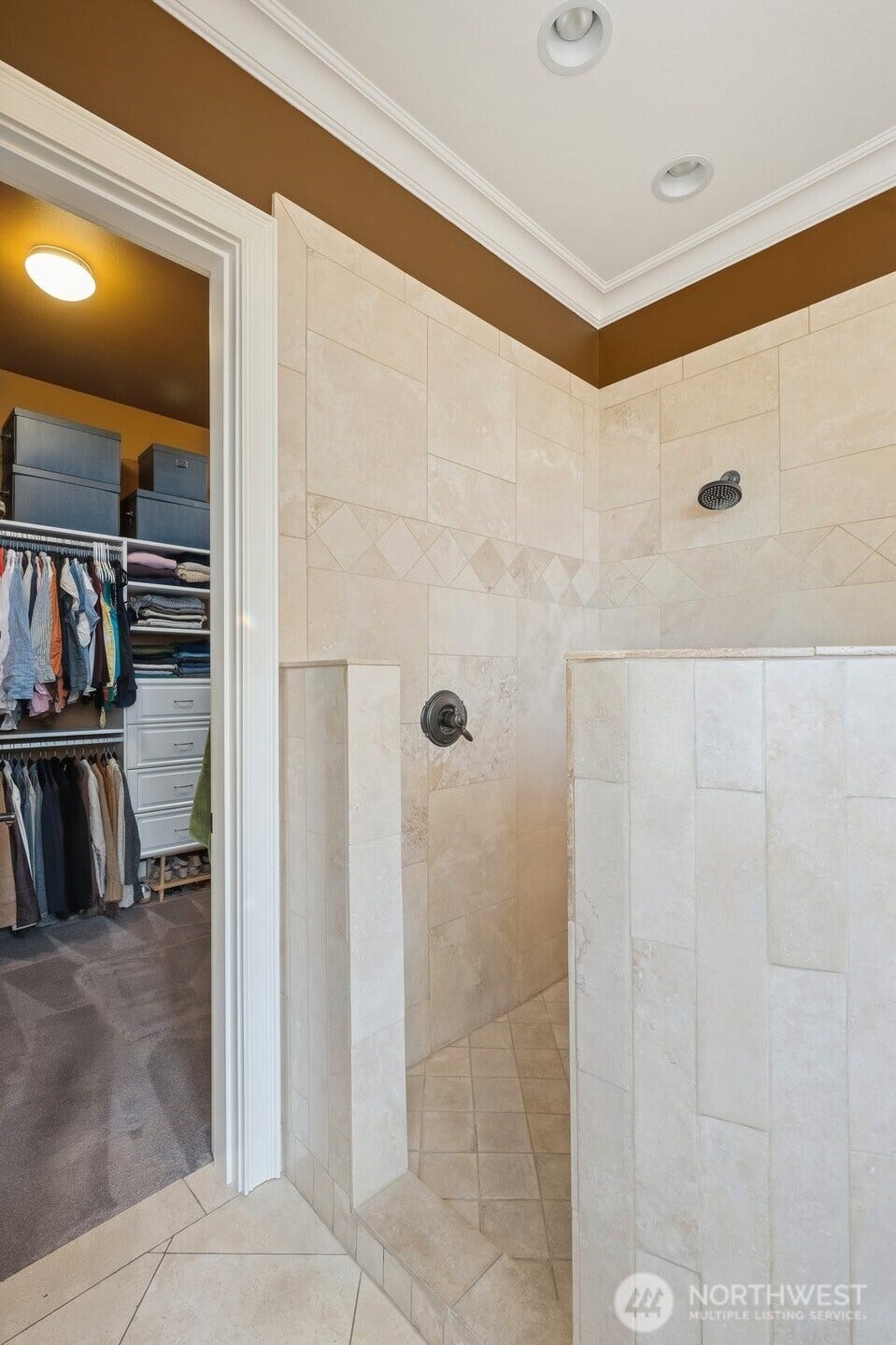 1047 SE Crestlane Drive, College Place, WA 99324 Primary ensuite walk-in shower and closet