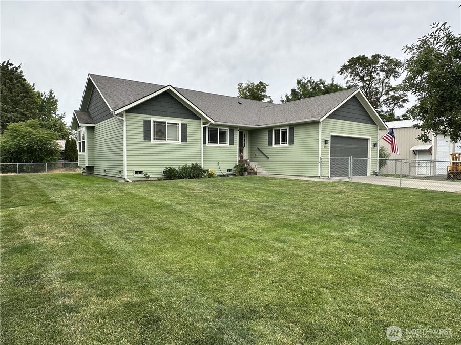 Property photo for 213 West Street, Waitsburg, WA