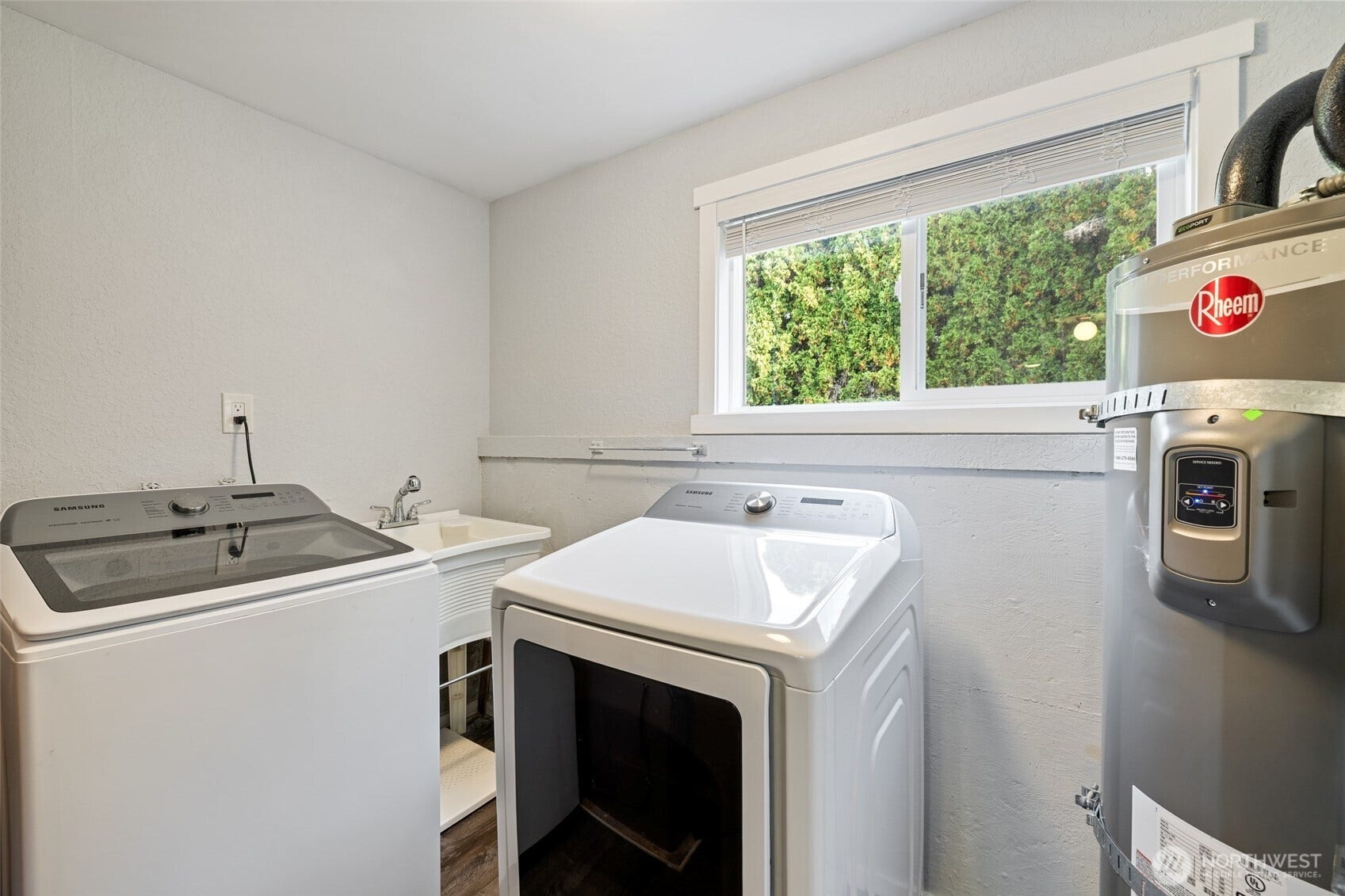 6155 S 125th Street, Seattle, WA 98178 6155 S 125th Street, Seattle, WA 98178