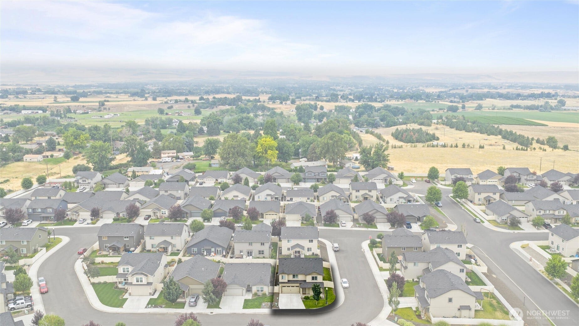 543 SW Angelina Loop, College Place, WA 99362 Corner lot