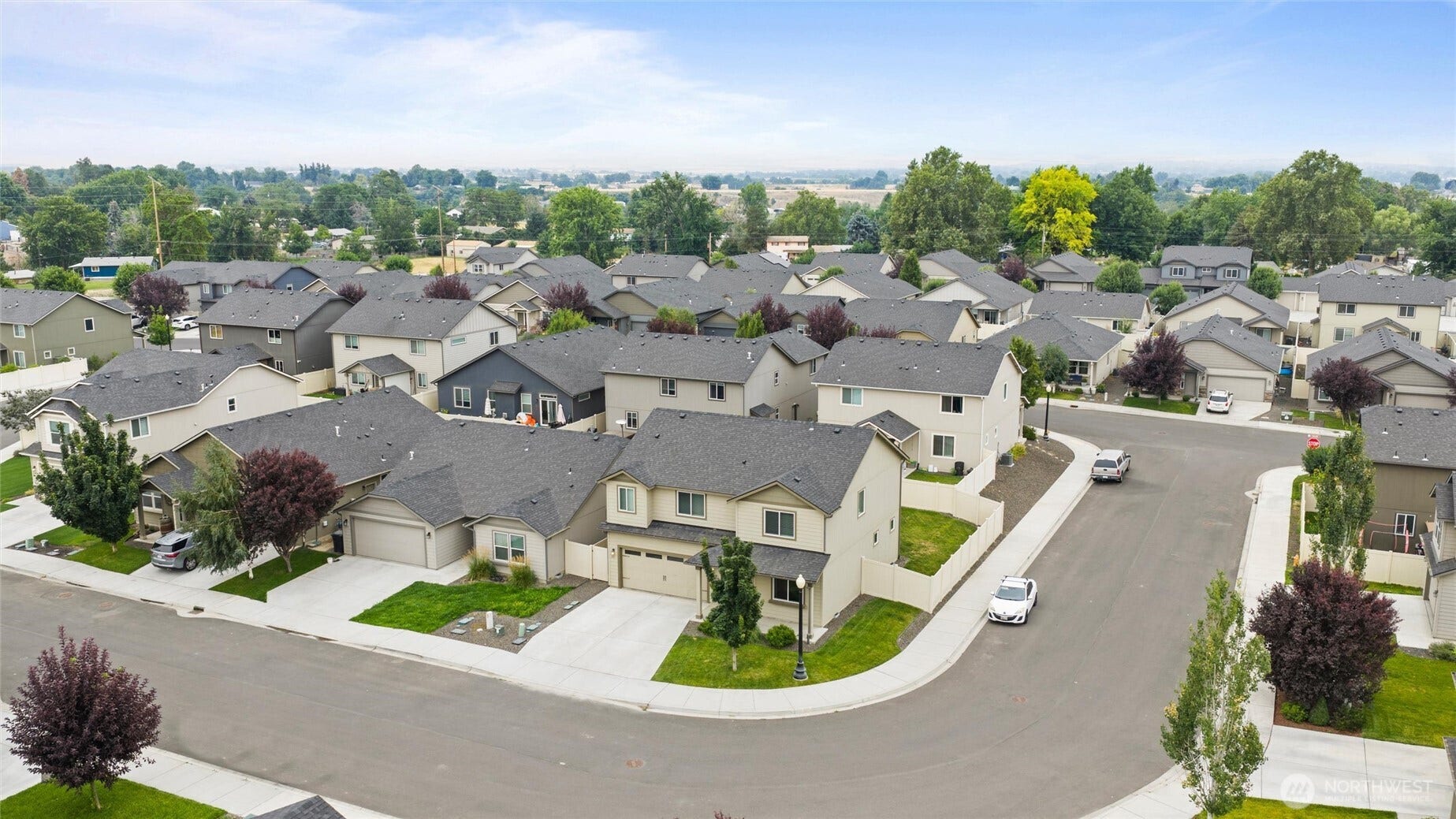 543 SW Angelina Loop, College Place, WA 99362 Corner lot