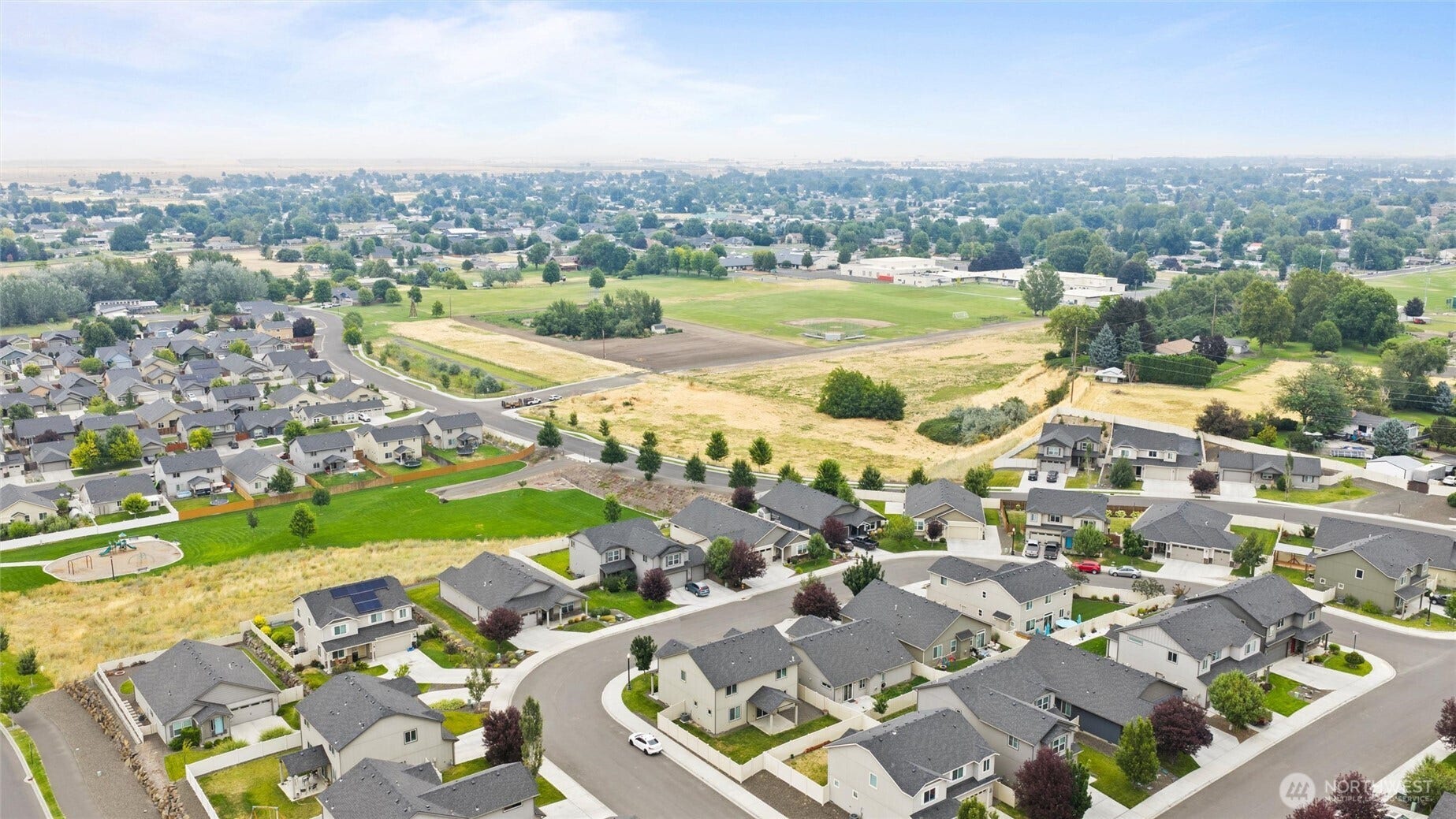 543 SW Angelina Loop, College Place, WA 99362 Homestead Village - just blocks to private schools and private airport