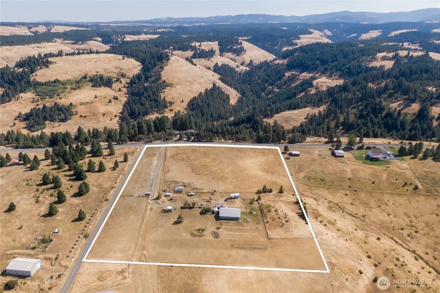 Property photo for 5112 Lewis Peak Road, Waitsburg, WA