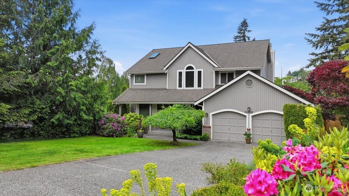 13408 SE 85th Street, Newcastle, WA 98059 Welcome Home!