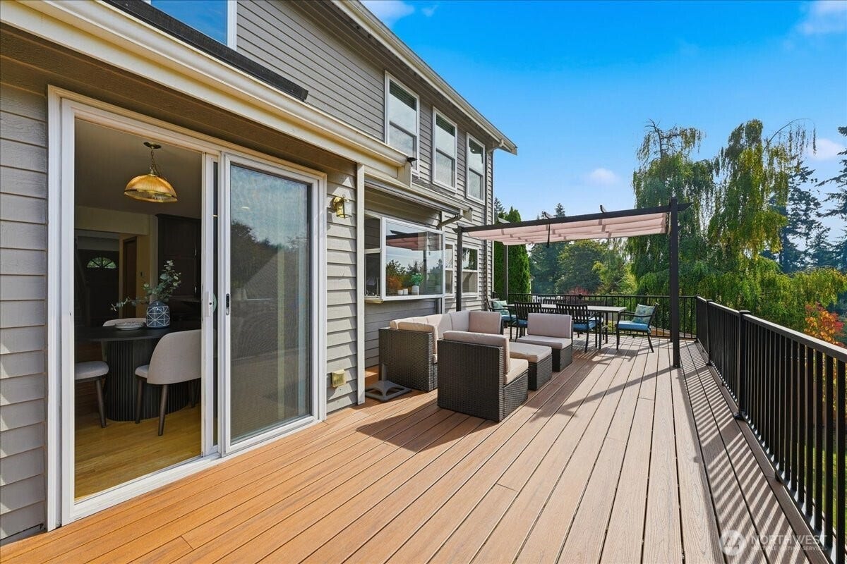 13408 SE 85th Street, Newcastle, WA 98059 Another view of this large deck off the kitchen/family room.