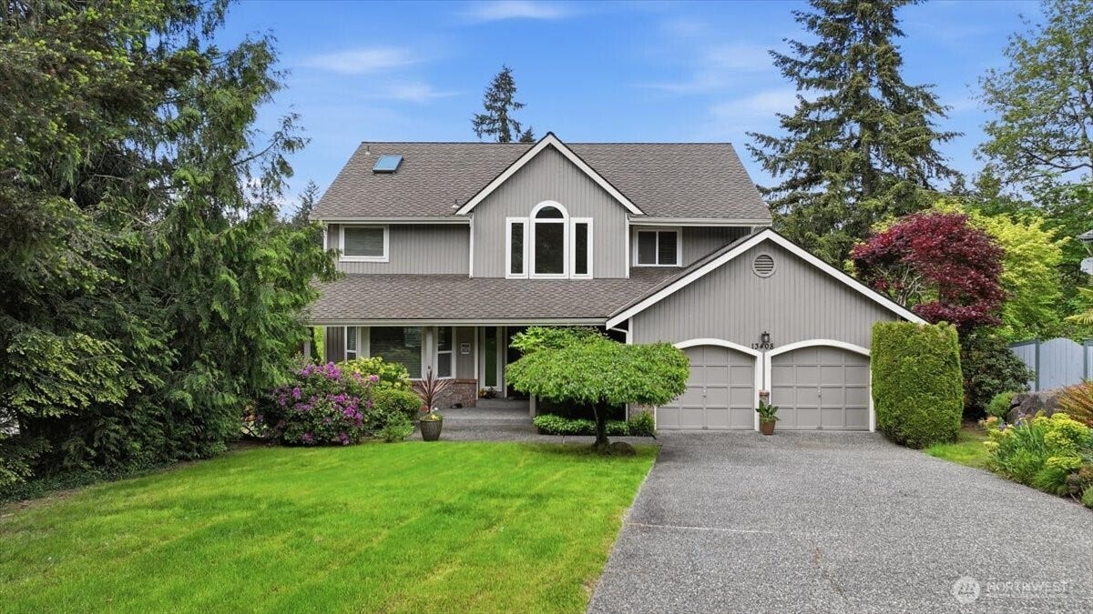 13408 SE 85th Street, Newcastle, WA 98059 First time on the market in 28 years. This home has been lovingly maintained and upgraded throughout the years. Move in ready for its new owners to enjoy!