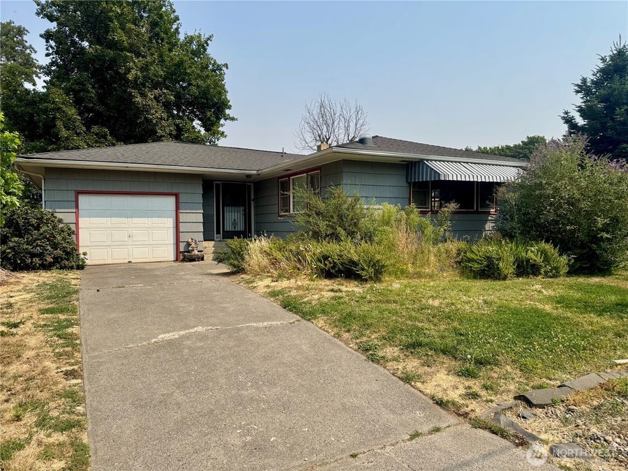 Property photo for 309 E Seventh Street, Waitsburg, WA