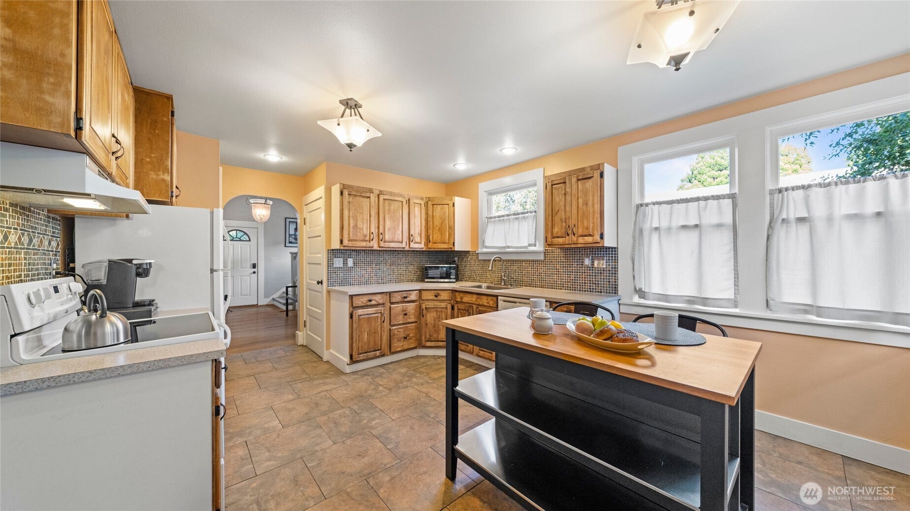 528 E Alder Street, Walla Walla, WA 99362 528 E Alder Street, Walla Walla, WA 99362