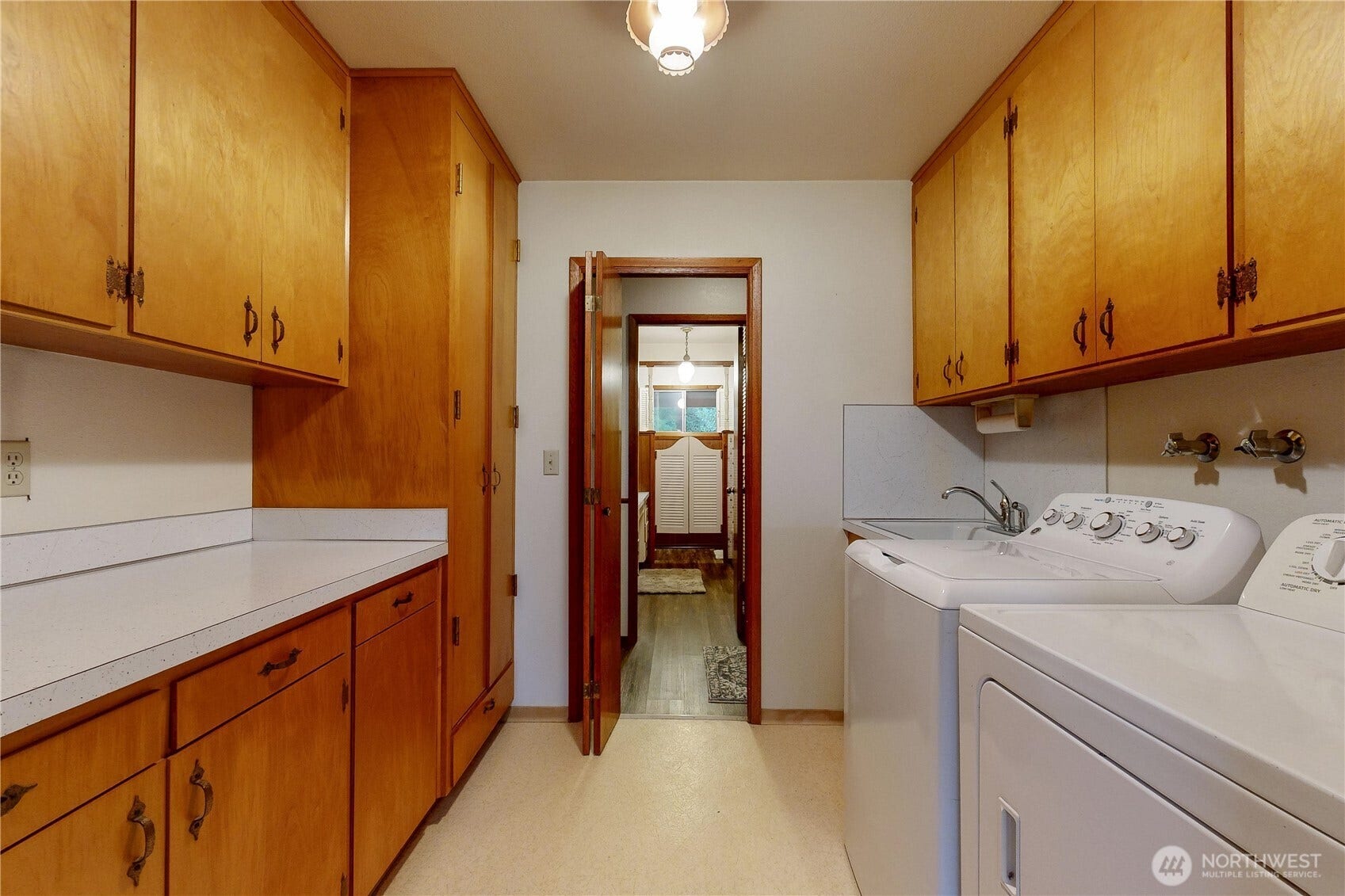 1240 SE 12th Street, College Place, WA 99324 1240 SE 12th Street, College Place, WA 99324