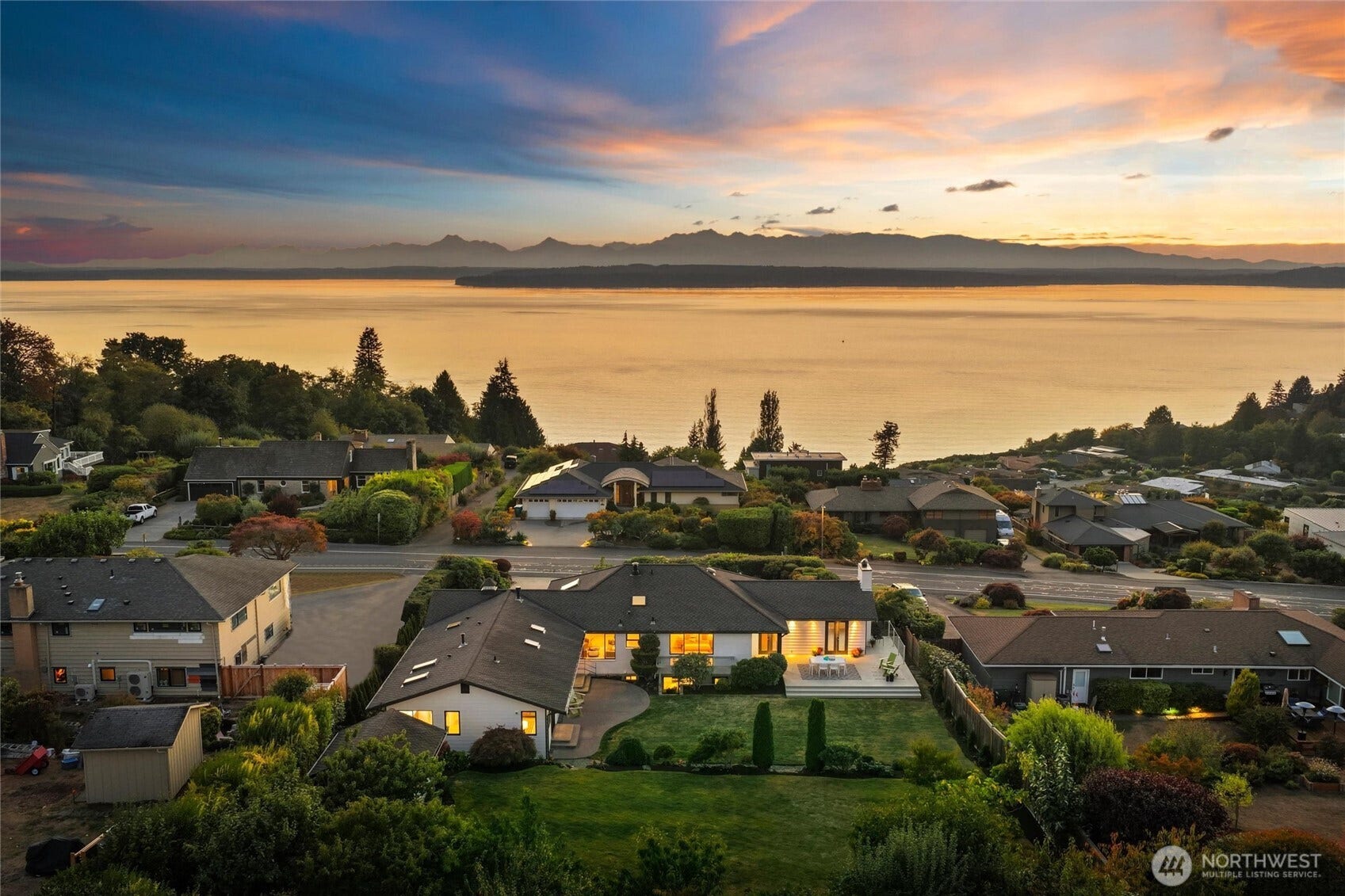 17730 14th Avenue NW, Shoreline, WA 98177 17730 14th Avenue NW, Shoreline, WA 98177