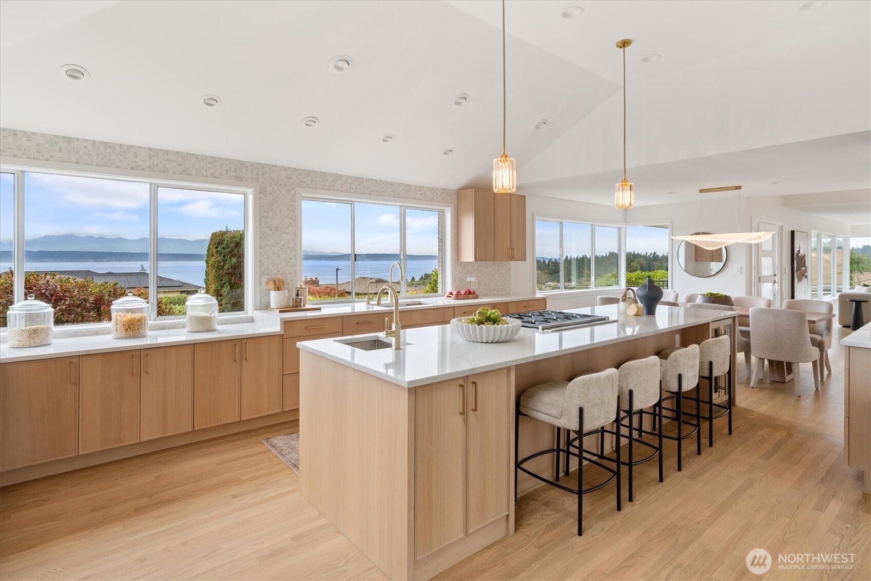 17730 14th Avenue NW, Shoreline, WA 98177 17730 14th Avenue NW, Shoreline, WA 98177