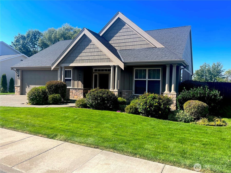 Property photo for 1023 SE Sentry Drive, College Place, WA