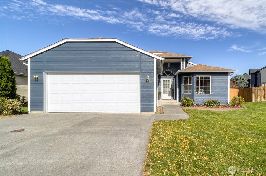 Property photo for 849 SE Marine Drive, College Place, WA