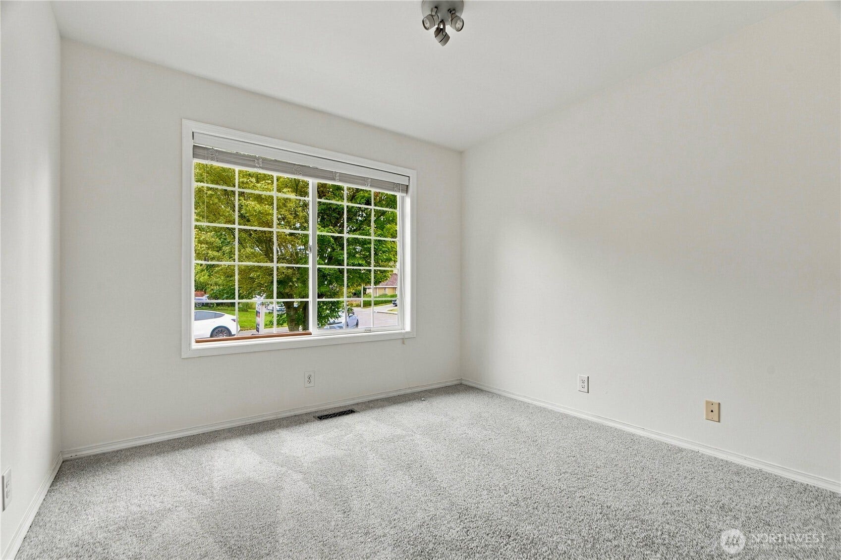 1603 Ilwaco Avenue NE, Renton, WA 98059 1603 Ilwaco Avenue NE, Renton, WA 98059