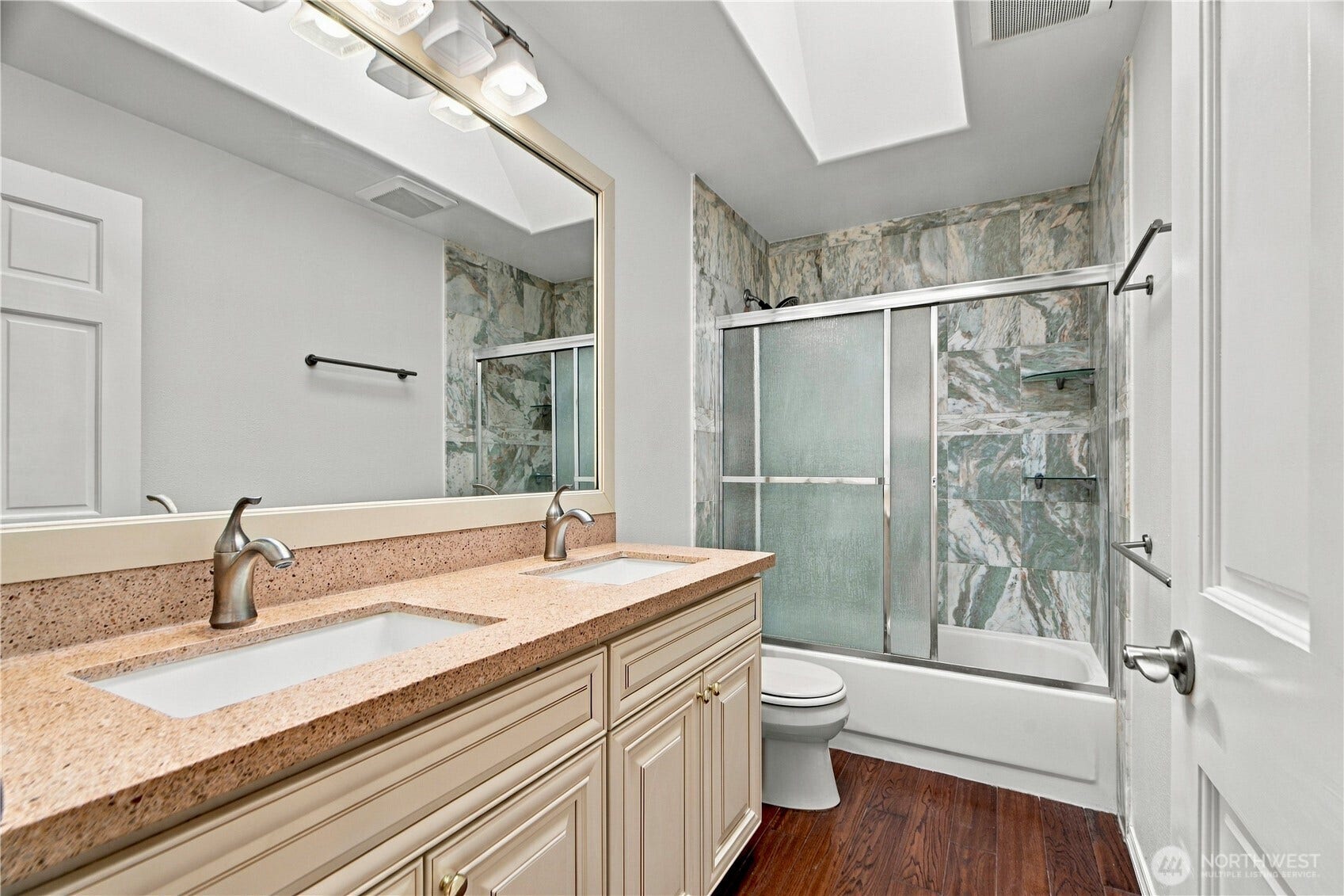 1603 Ilwaco Avenue NE, Renton, WA 98059 1603 Ilwaco Avenue NE, Renton, WA 98059