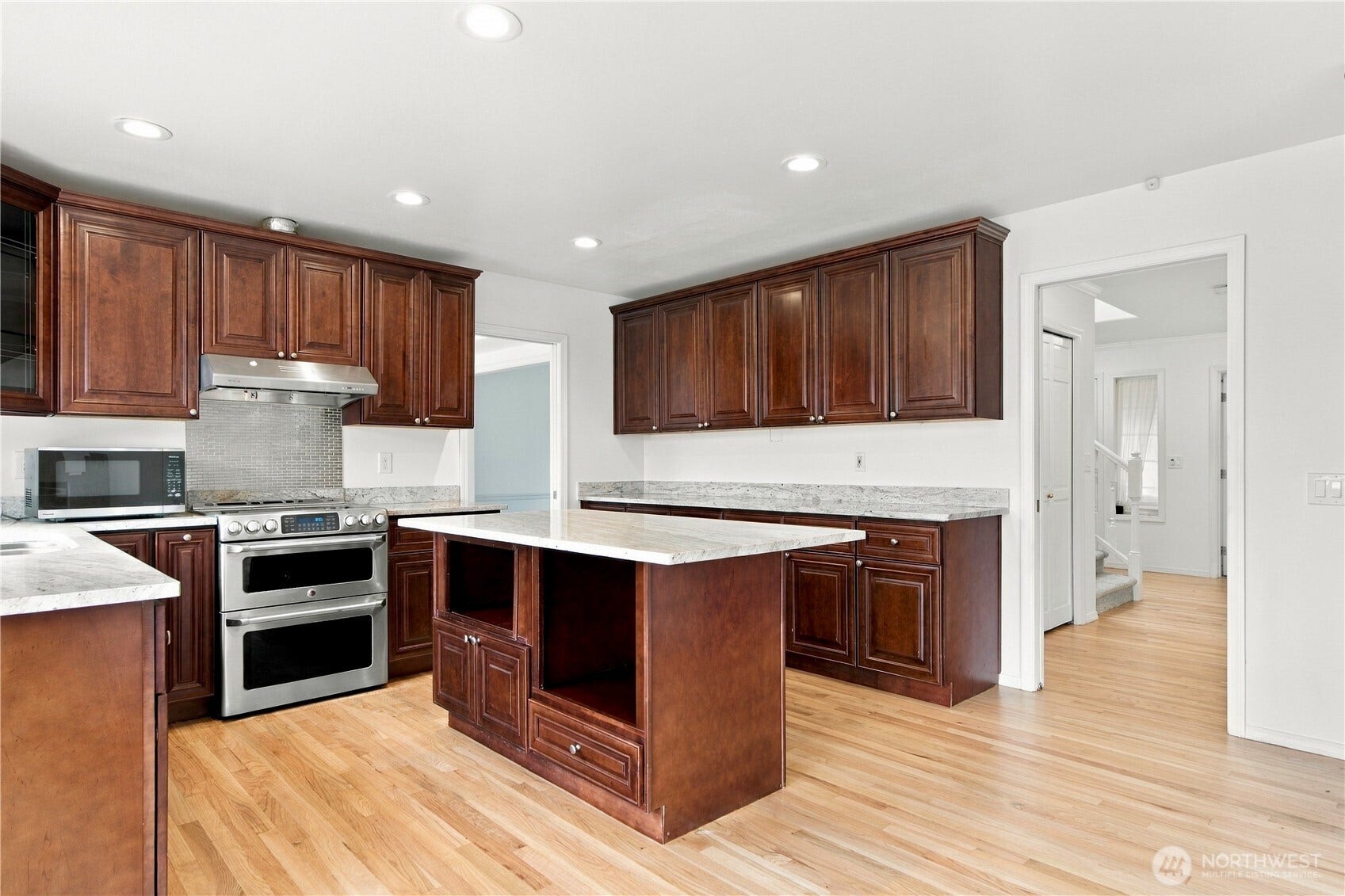 1603 Ilwaco Avenue NE, Renton, WA 98059 1603 Ilwaco Avenue NE, Renton, WA 98059