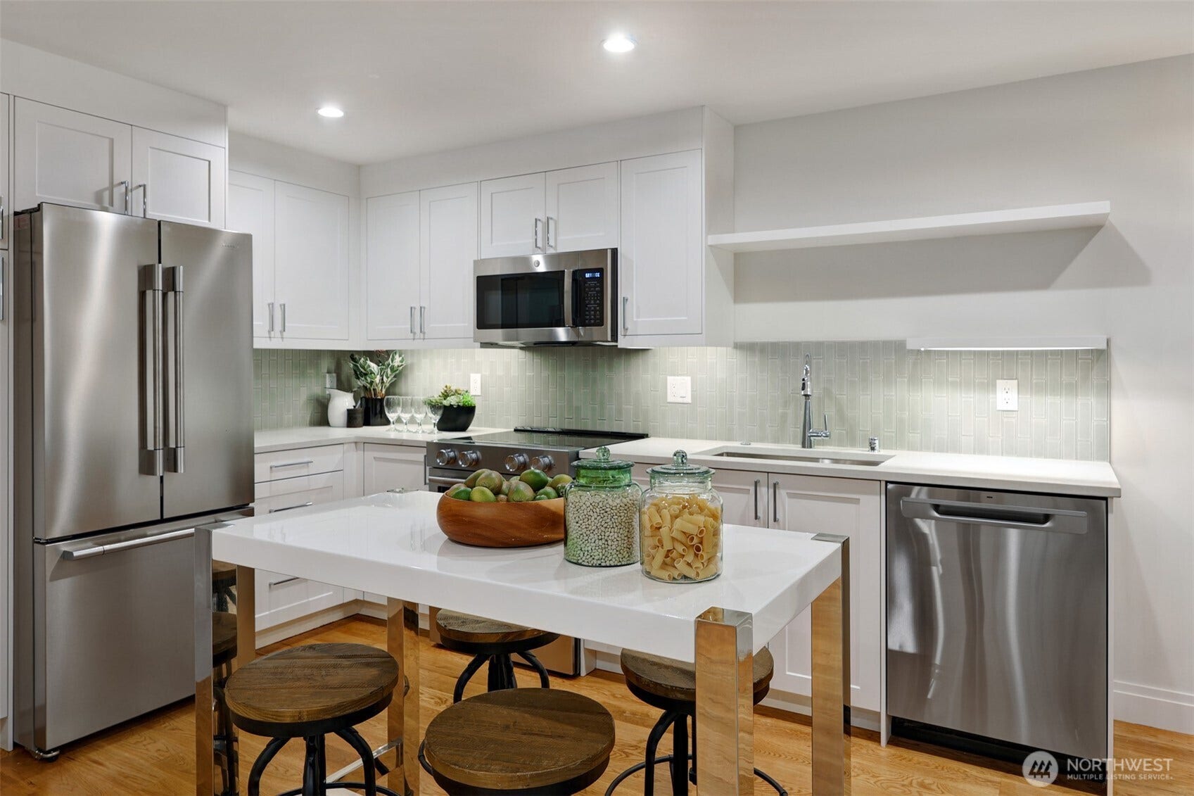 2004 McGilvra Boulevard E, Seattle, WA 98112 2004 McGilvra Boulevard E, Seattle, WA 98112
