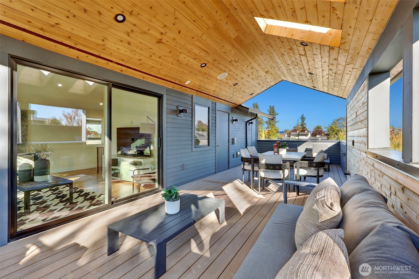 2004 McGilvra Boulevard E, Seattle, WA 98112 2004 McGilvra Boulevard E, Seattle, WA 98112