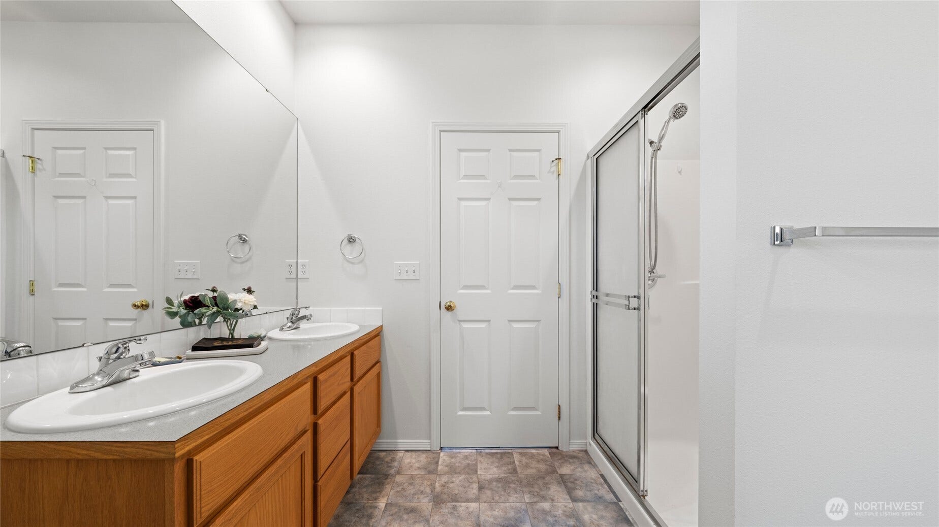 Primary ensuite