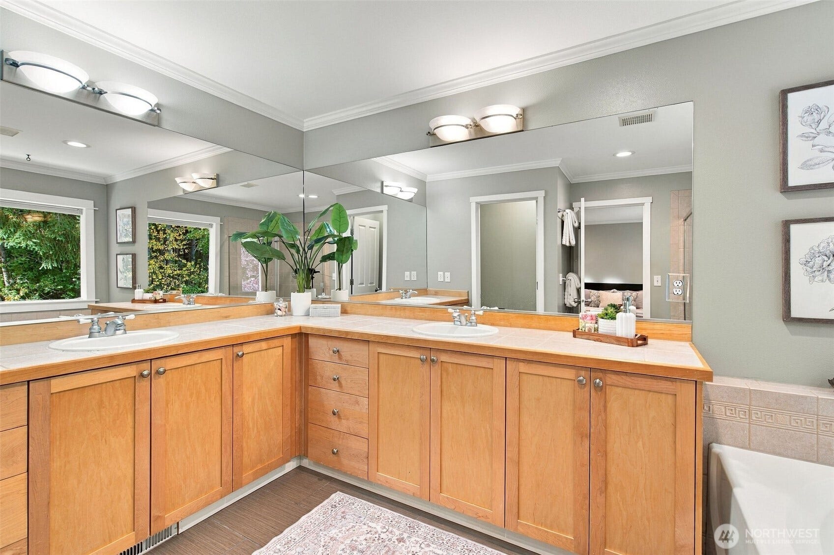 27402 Maple Ridge Way SE, Maple Valley, WA 98038 27402 Maple Ridge Way SE, Maple Valley, WA 98038