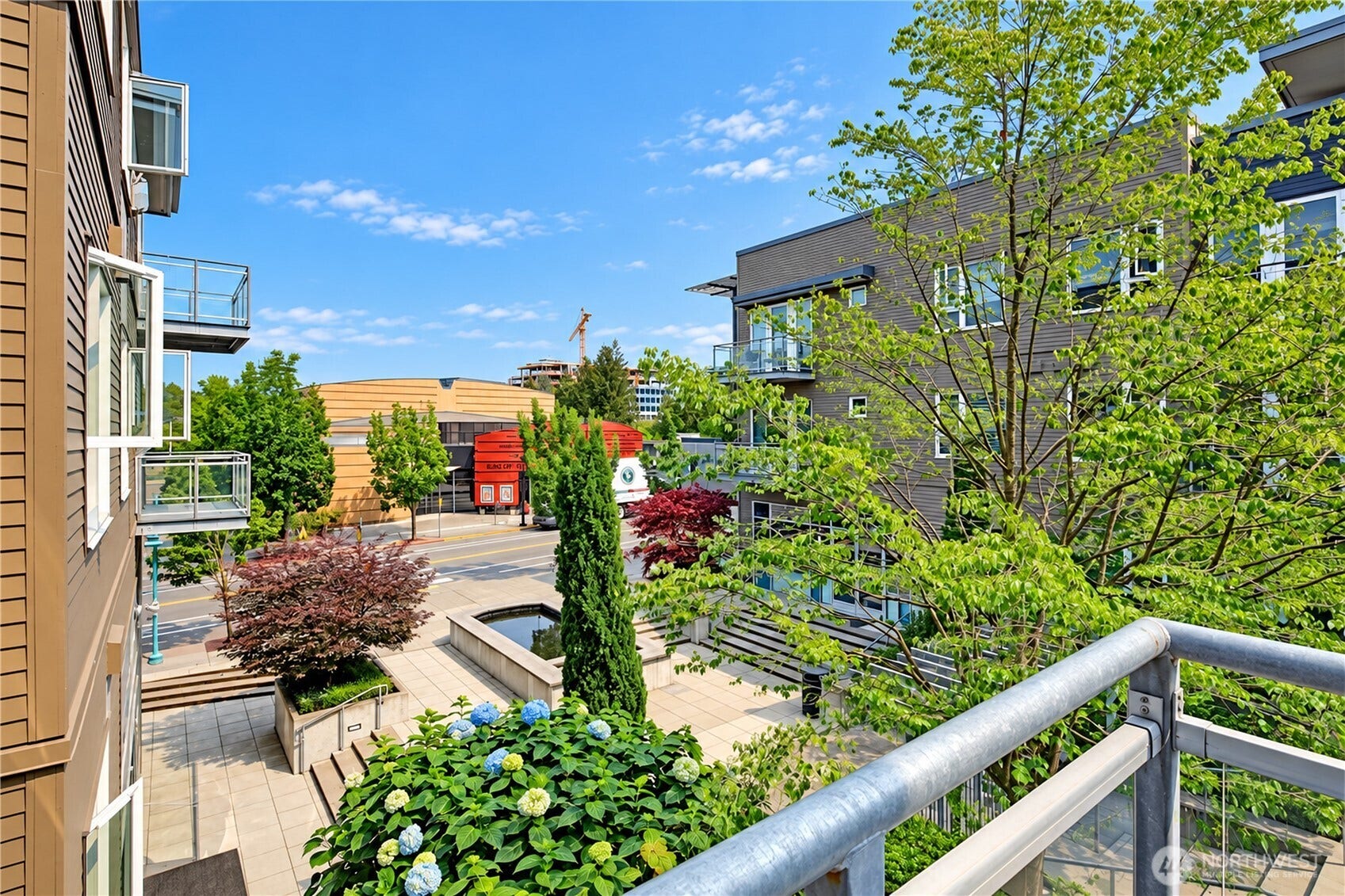 375 Kirkland Avenue, #204, Kirkland, WA 98033 375 Kirkland Avenue, #204, Kirkland, WA 98033