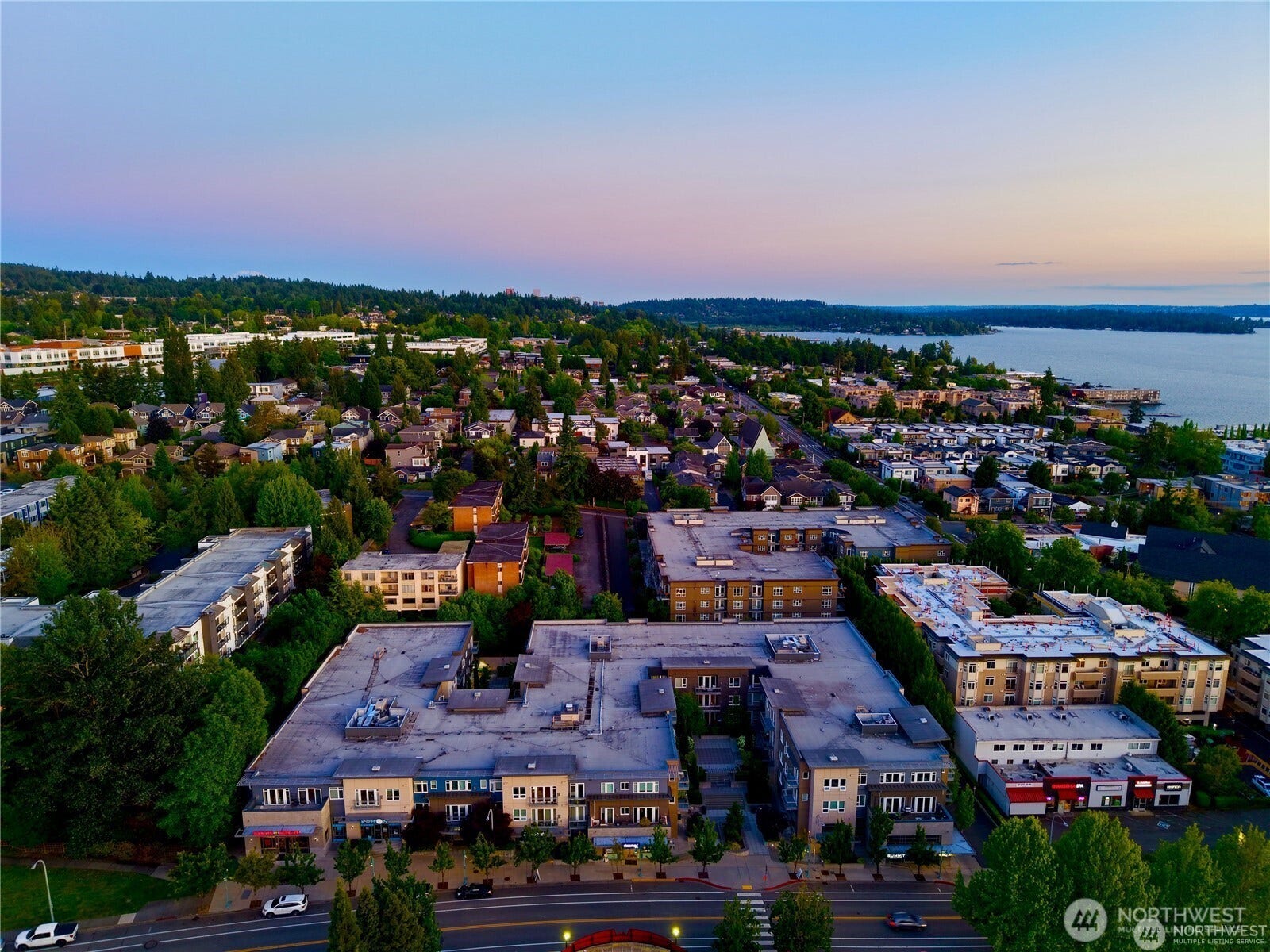 375 Kirkland Avenue, #204, Kirkland, WA 98033 375 Kirkland Avenue, #204, Kirkland, WA 98033