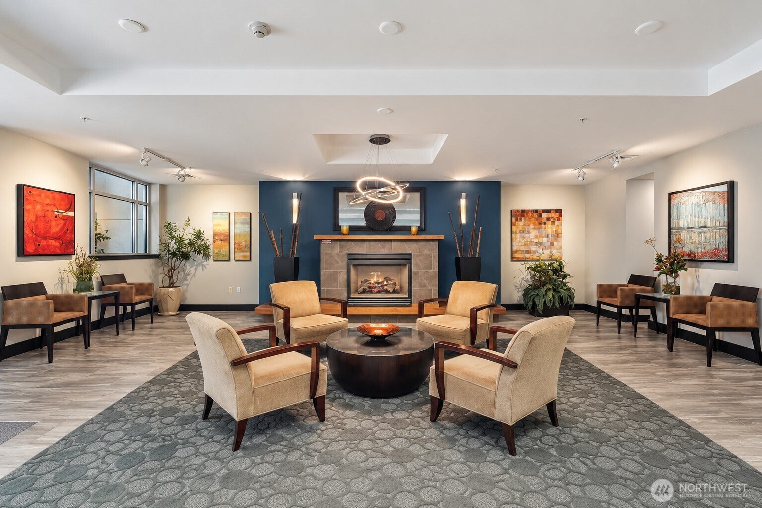 375 Kirkland Avenue, #204, Kirkland, WA 98033 375 Kirkland Avenue, #204, Kirkland, WA 98033