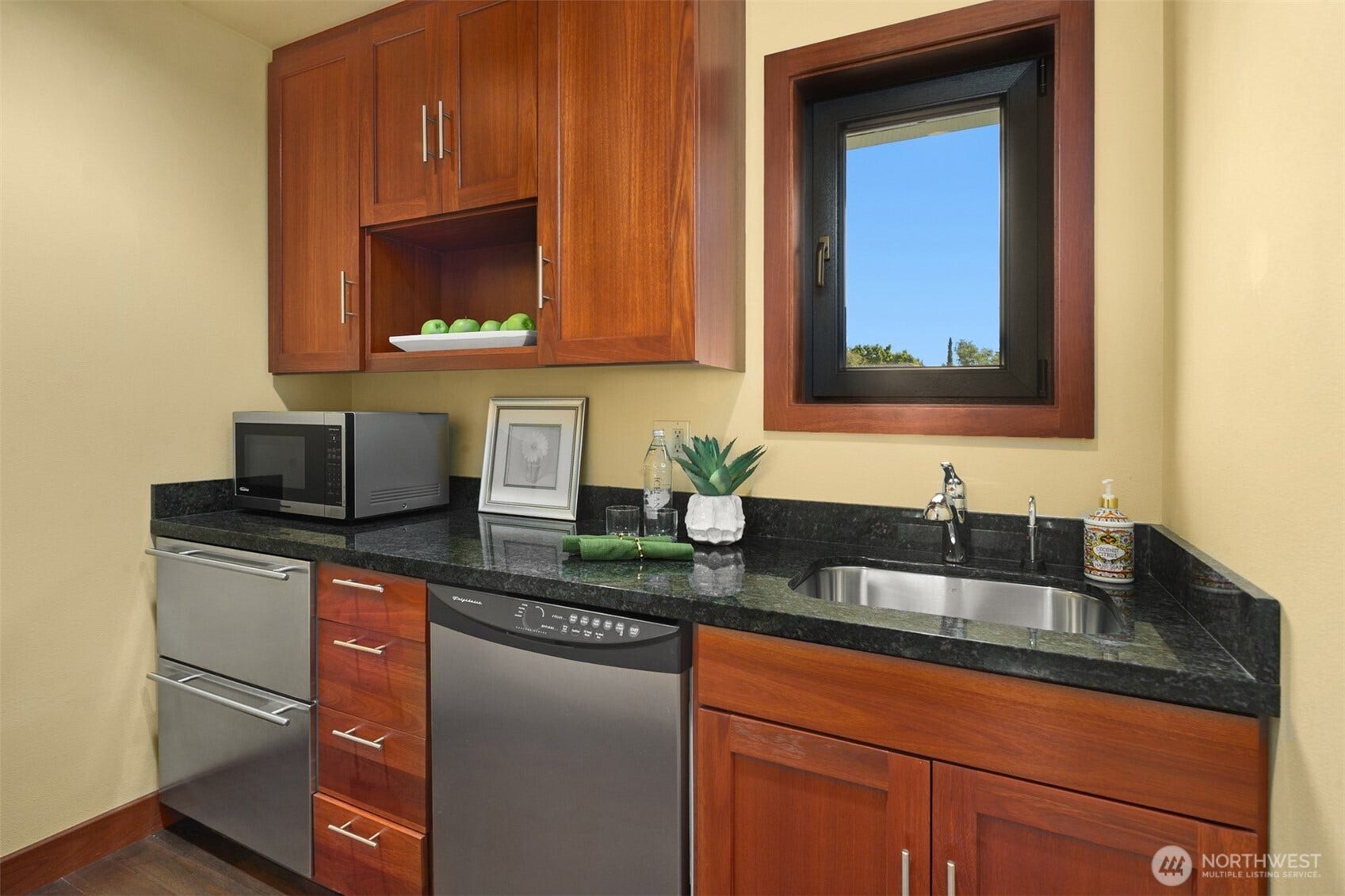 2155 N 128th Street, #C, Seattle, WA 98133 2155 N 128th Street, #C, Seattle, WA 98133