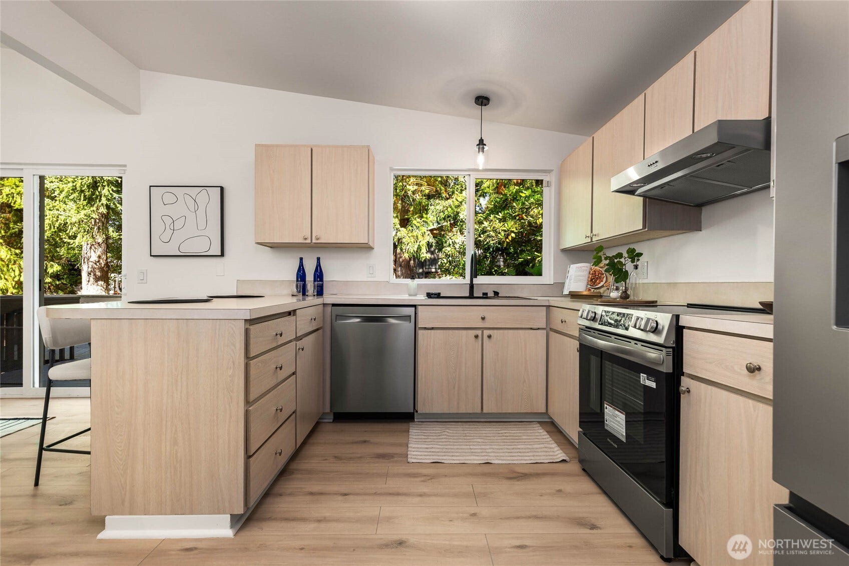 12710 SE 189th Street, Renton, WA 98058 12710 SE 189th Street, Renton, WA 98058